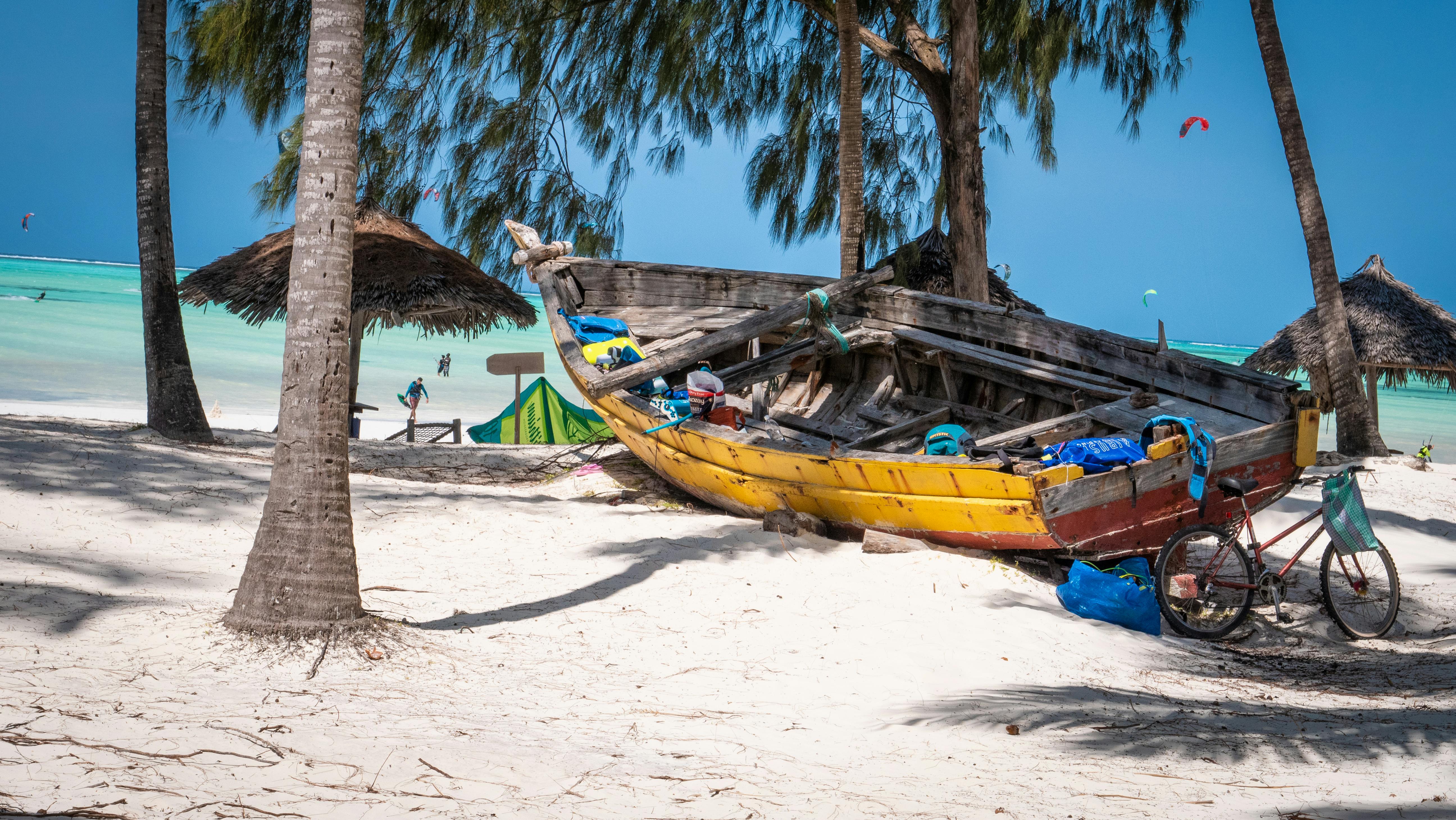 Zanzibar snorkeling and Mnemba island excursion package